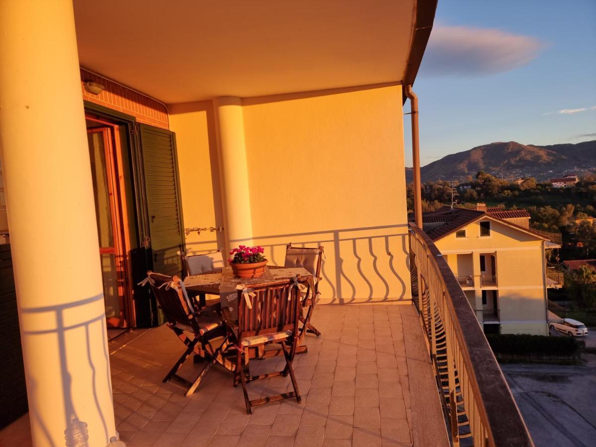 Nickyhouse Holiday Home Giffoni Sei Casali Bagian luar foto