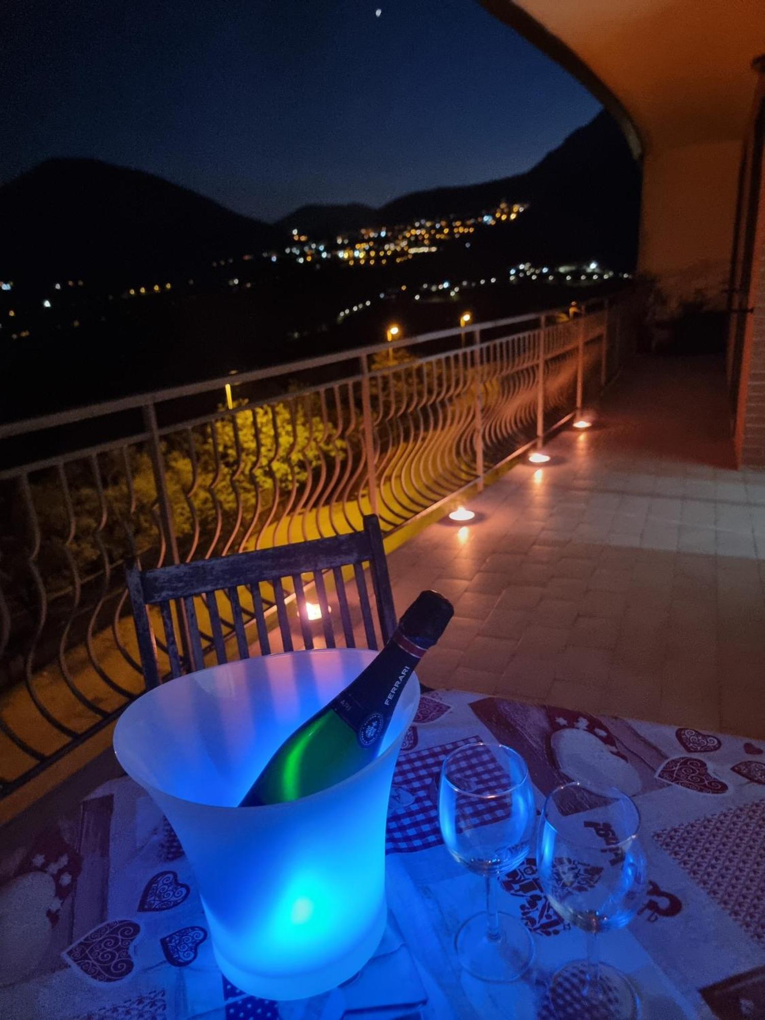 Nickyhouse Holiday Home Giffoni Sei Casali Bagian luar foto